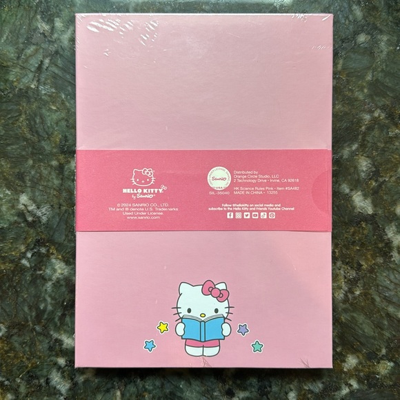 Hello Kitty Desk Pad - Picture 2 of 2